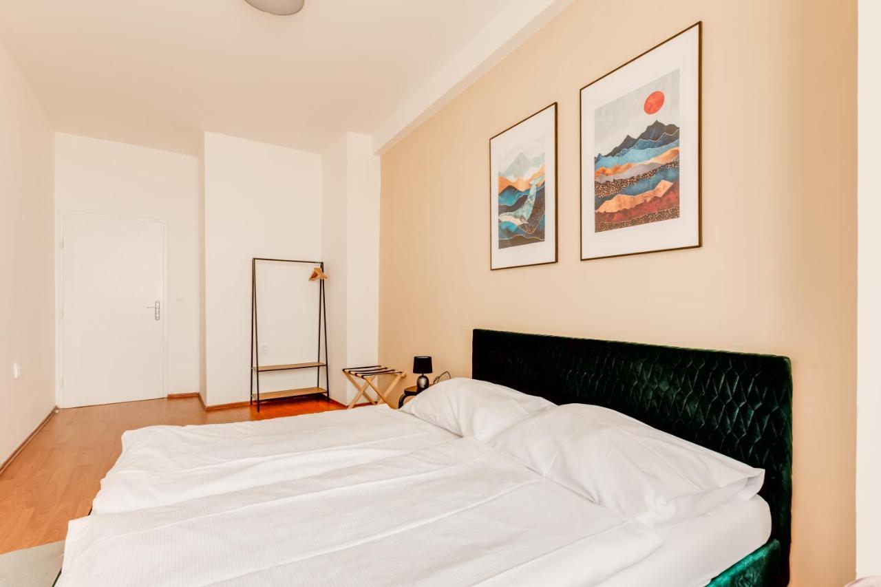 Riben House Prague Aparthotel Ngoại thất bức ảnh